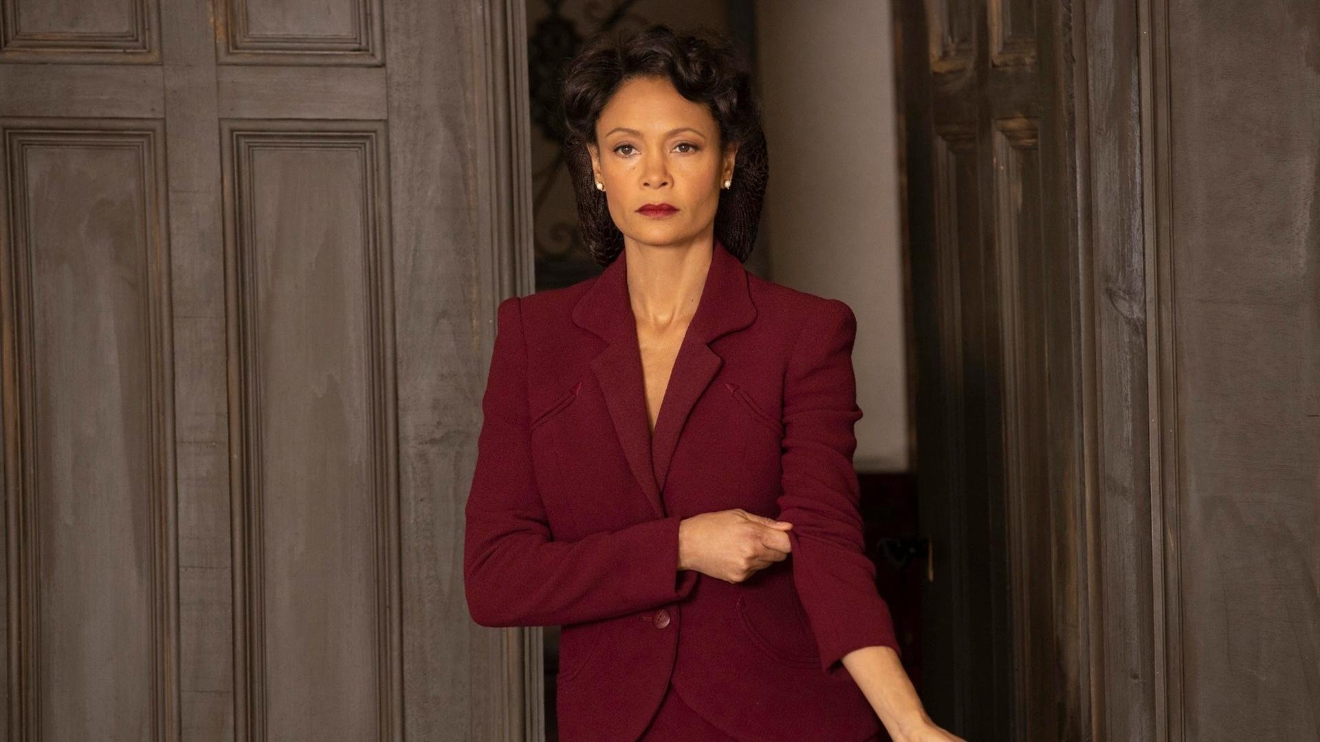 太阳推出“AI裁判互动日”,球迷可在线提出执法意见,裁判的太阳