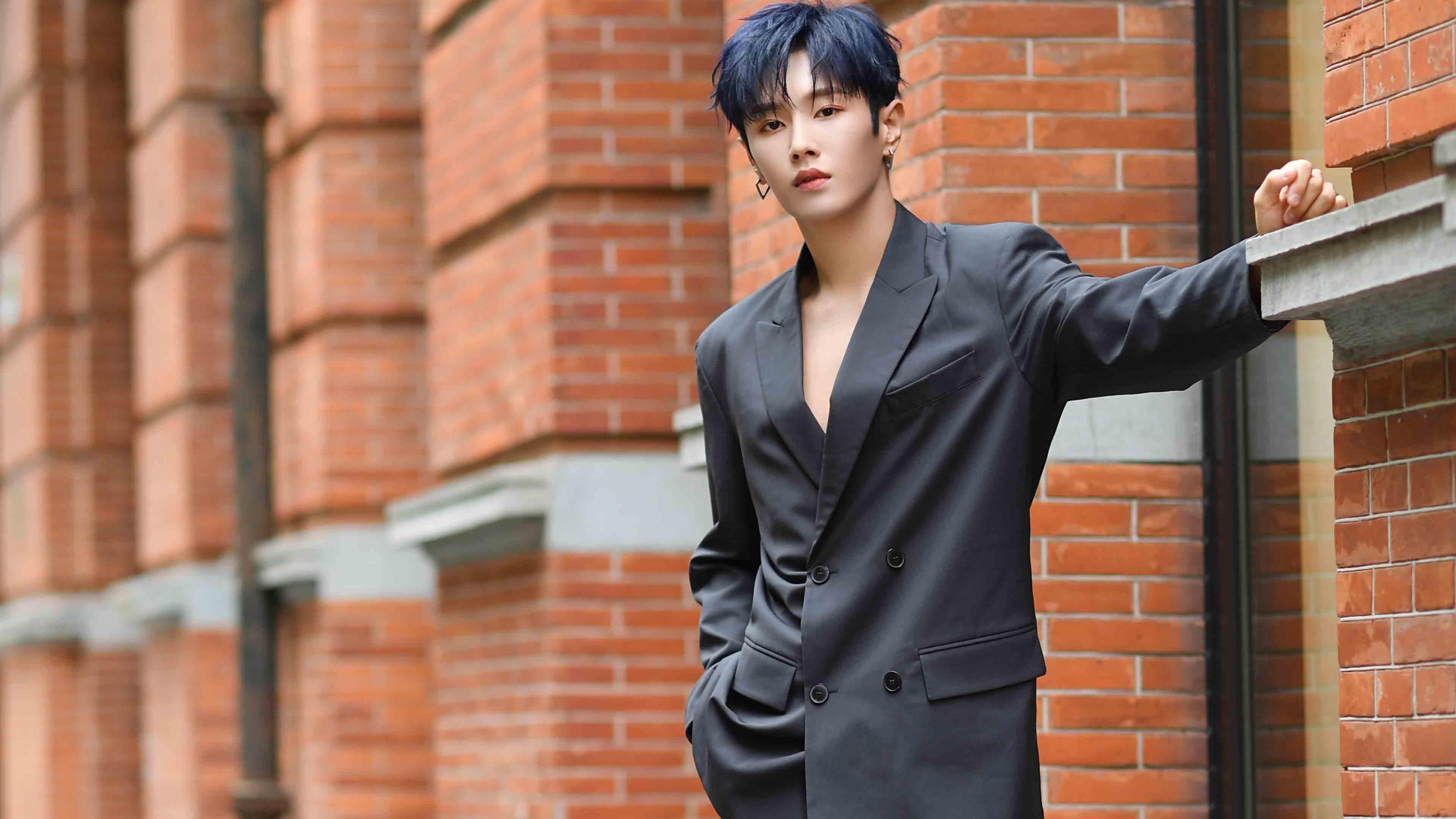 曼城力挽狂澜赛进四强,夺冠前景平路漫漫,曼城最精彩的比赛