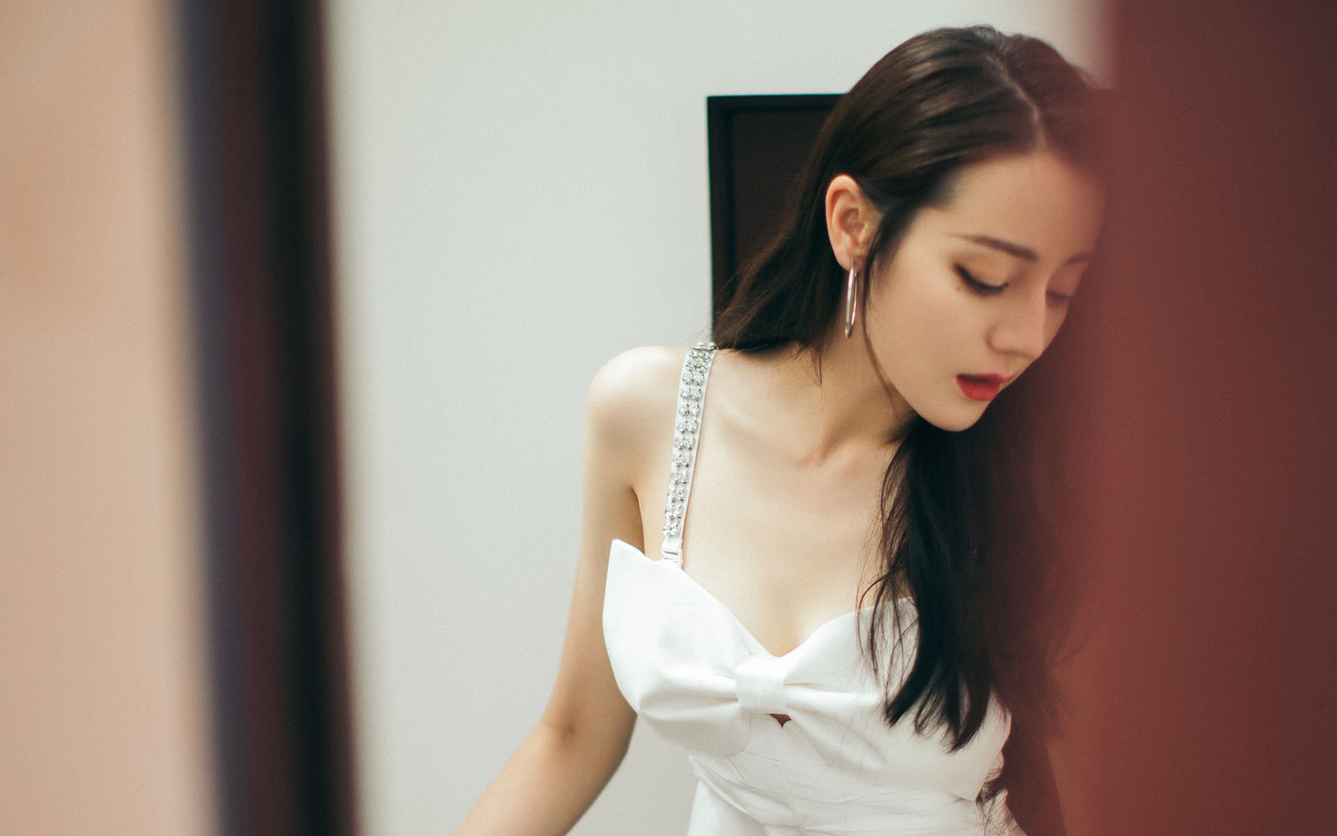 未来绿色智能足球场馆成为城市新地标,科技与绿色融合,智能足球场设备采购