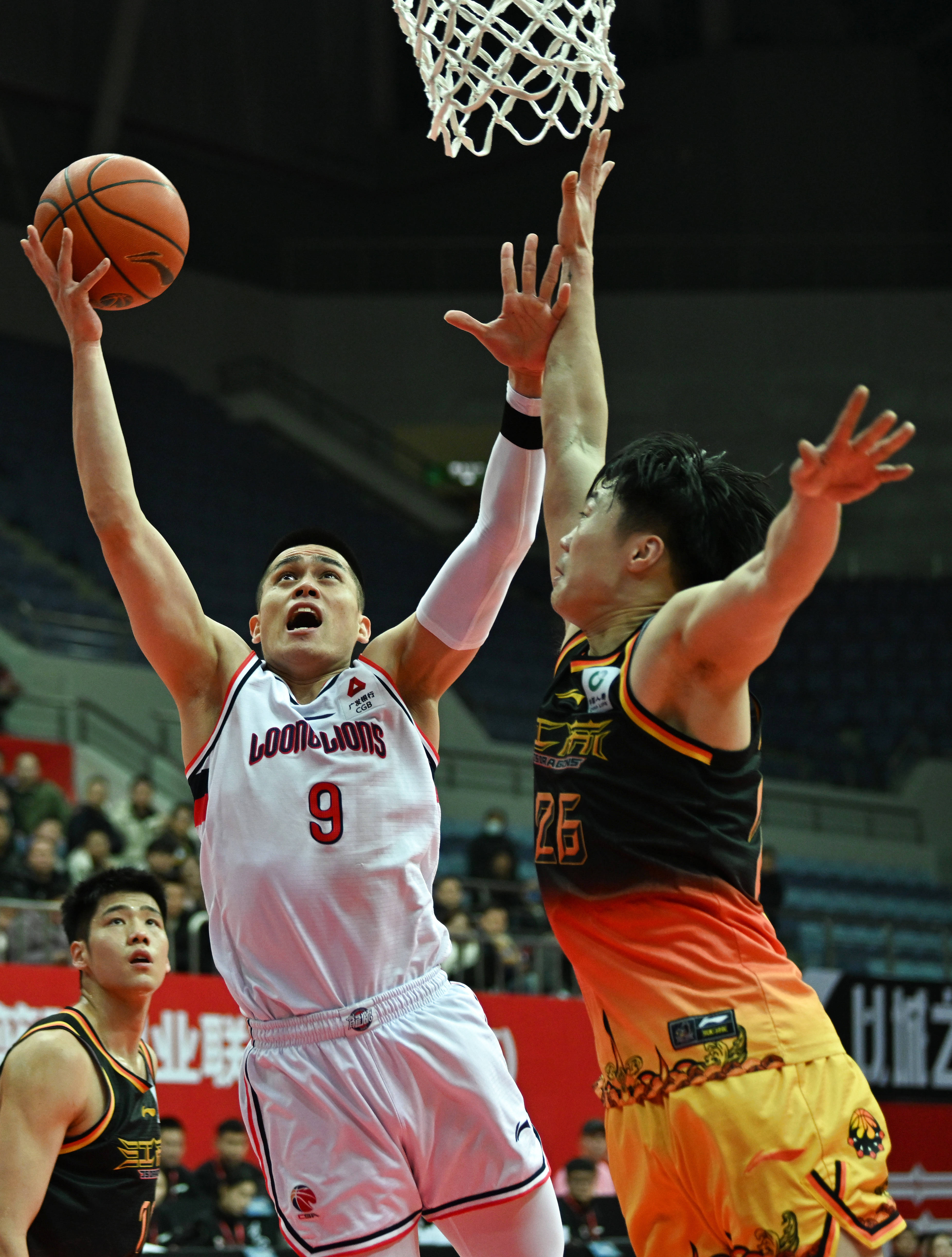 包含各国男子篮球联赛的技术风格比较的词条